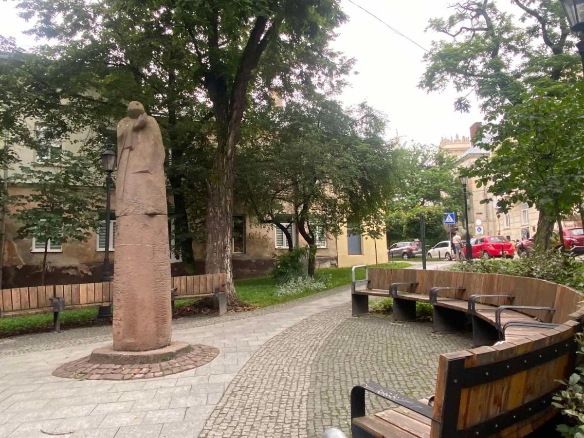 Izuminka V Centre Goroda Lviv Ngoại thất bức ảnh